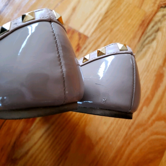 Flats - Picture 4 of 6